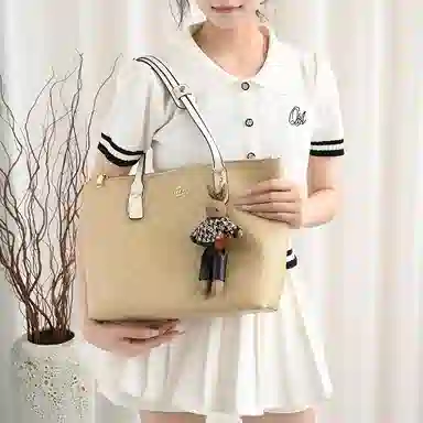 GUYI coach Zip Top Tote30