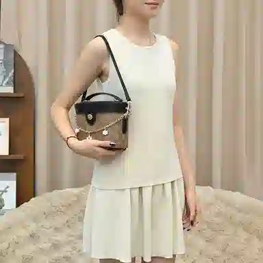 GUYI COACH Kay20Georgie 20