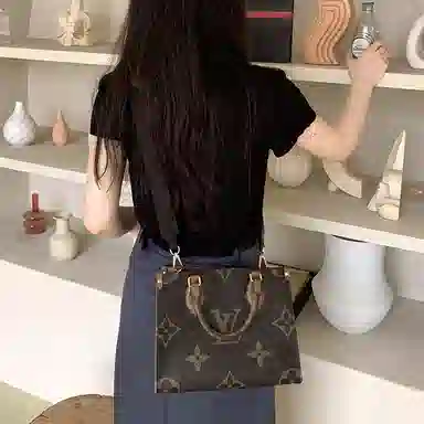 GUYI LV ONTHEGO