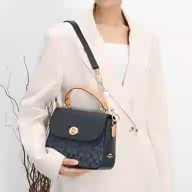 GUYI COACHmmarlie 24