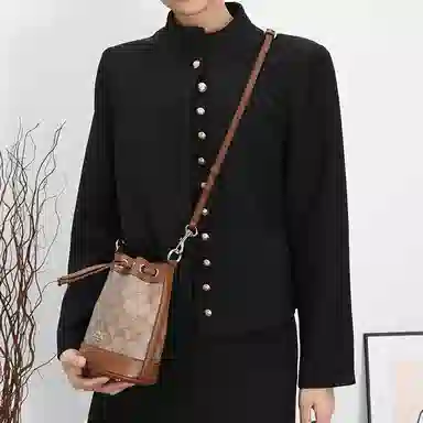 GUYI COACHDempsey1415mini