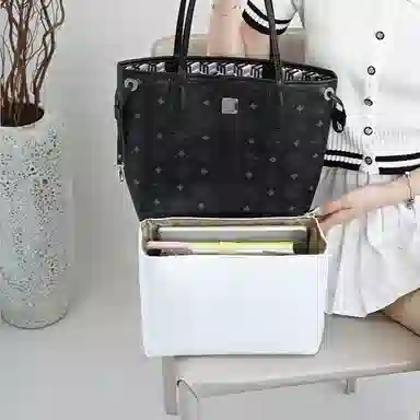 GUYI MCM Liz VisetosTote