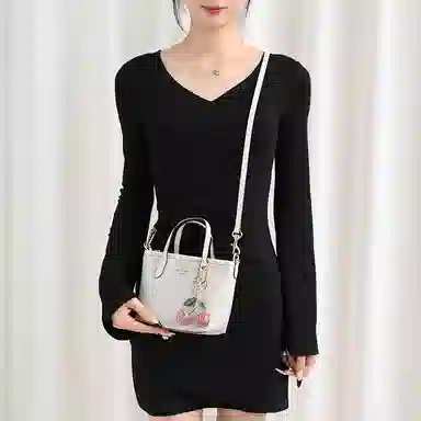 GUYI COACH city15 Totemini