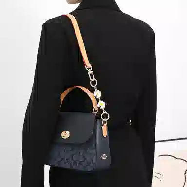 GUYI COACHmmarlie 24