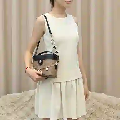 GUYI COACH Kay20Georgie 20