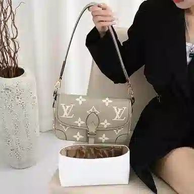 GUYI LV Diane