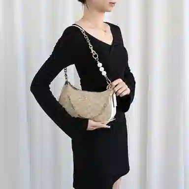 GUYI COACH Teri24