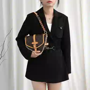 GUYI LV Saumur bb