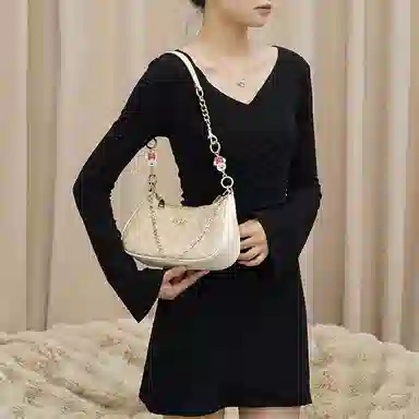 GUYI Disney COACH Teri 24