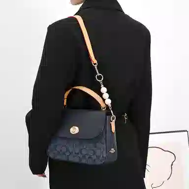 GUYI COACHmmarlie 24