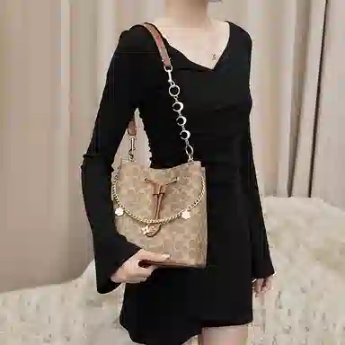 GUYI COACH Rowan 2122