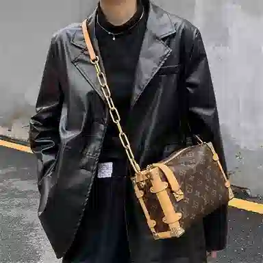 GUYI LV side trunk