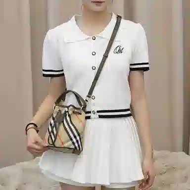 GUYI Burberry