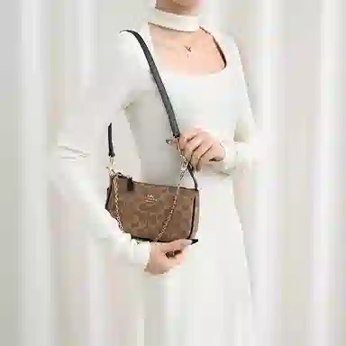 GUYI COACHnolita19 diy