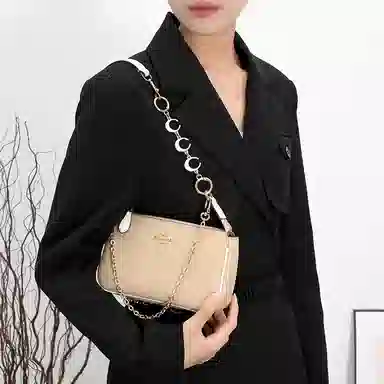 GUYI COACH Nolita 19