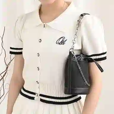 GUYI COACH