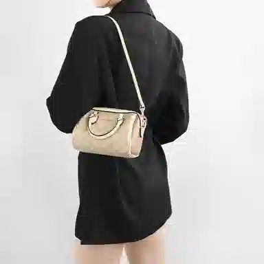 GUYI COACHLacey 18diy