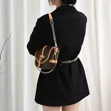 GUYI LV Saumur bb