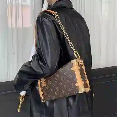 GUYI LV side trunk