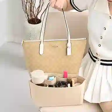 GUYI coach Zip Top Tote30