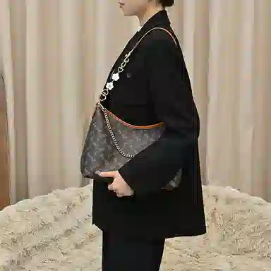 GUYI COACH Laurel coach