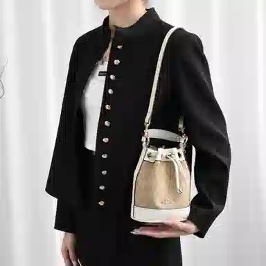 GUYI COACHDempsey1415mini