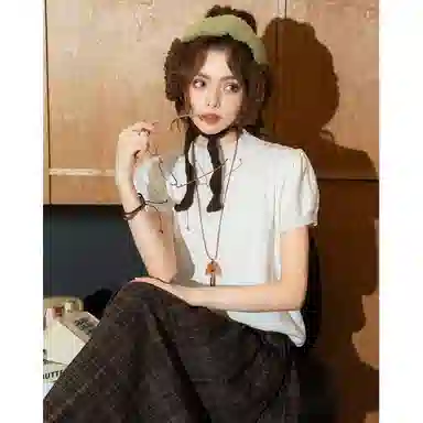 法文箱子 圆领毛秋装针织衫 女款