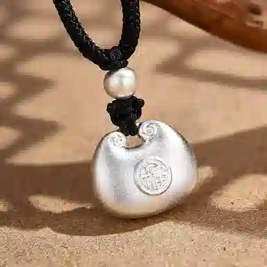 壹仟俩 小胖福吊坠已祝福 新中式国潮精致有钱花水 逆绝缘体水逆 退散福禄吉祥 祥云福印 平安转运 足银 项链 男女同款情侣款