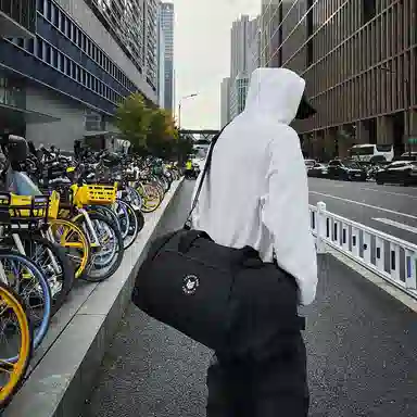 醇龙 多功能大容量干湿分离 牛津布 旅行包 男女同款情侣款 酒红色 青绿色/牛仔蓝色/黑色/灰色/黄色/紫色