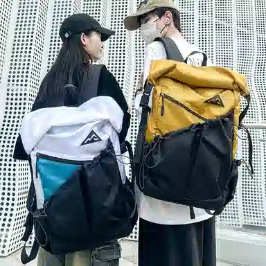 醇龙 旅行轻便大容量潮牌徒步运动背包学生书包 牛津布 双肩包 男女同款情侣款 多色