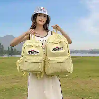 醇龙 高颜值简约轻便百搭 尼龙 双肩包 常规 男女同款情侣款 多色