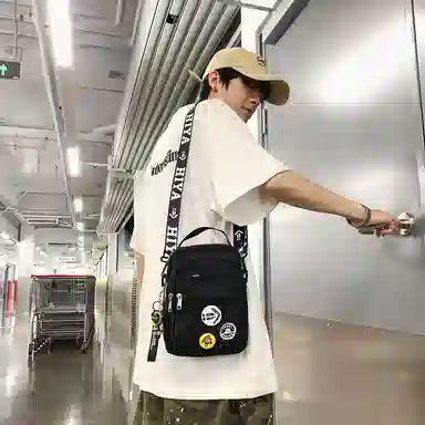 醇龙 轻便百搭小背潮牌手机包休闲斜挎包手提 尼龙 单肩包 常规 男女同款情侣款 黑/墨绿/黑白/卡其/灰