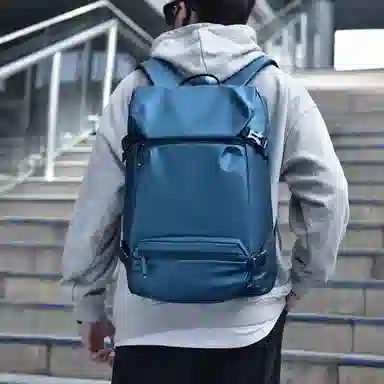Yinchu Backpack