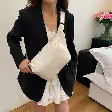 醇龙 纯色简约外出轻便时尚潮流 尼龙 斜挎单肩包 常规 男女同款情侣款 多色