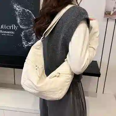 醇龙 简约休闲大容量百搭通勤轻便运动饺子学生百搭 尼龙 斜挎腋下单肩包 男女同款情侣款 多色