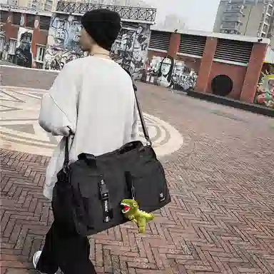 醇龙 大容量干湿分离短途多口袋 尼龙 单肩旅行包 常规 男女同款情侣款 黑/红/卡其/粉 /黄/绿