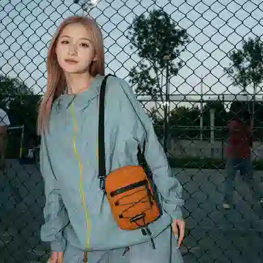 醇龙 潮酷个性小男运动休闲街头潮流男包轻便机能工装风学生 尼龙 斜挎包 常规 男女同款情侣款 多色