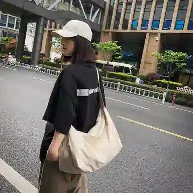 醇龙 日系大容量百搭时尚轻便通勤简约 单肩包 尼龙 男女通用 多色