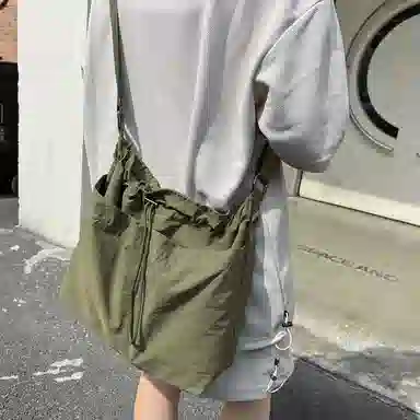 醇龙   尼龙女生多色休闲大包包时尚单肩包大容量上课通勤斜挎包