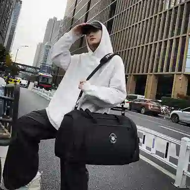 醇龙 多功能大容量干湿分离 牛津布 旅行包 男女同款情侣款 酒红色 青绿色/牛仔蓝色/黑色/灰色/黄色/紫色