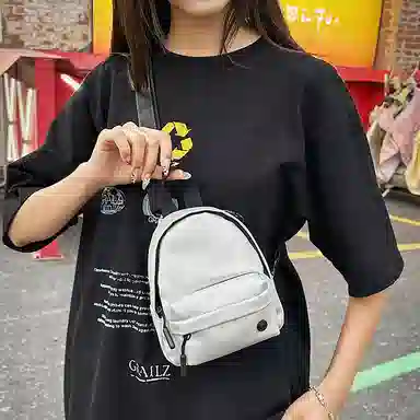 醇龙 时尚精致运动百搭轻便纯色洋气简约清新日常通勤 皮膜拼尼龙 斜挎包单肩包 男女同款情侣款 多色