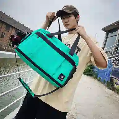 醇龙 中性风休闲简约短途旅游时尚百搭 尼龙 旅行包 常规 男女同款情侣款 黑/红/黄/卡其/青绿/军绿/粉