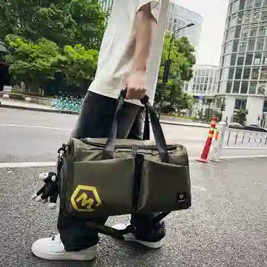 醇龙 多口袋 大容量 干湿分离 尼龙布 单肩斜挎旅行包 常规 男女同款情侣款 黑/卡其/粉/黄/红/青绿/蓝/军绿