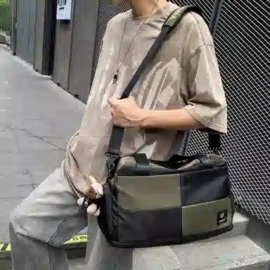 醇龙 大容量干湿分离时尚 尼龙 单肩包 男女同款情侣款 黑/红/黄/卡其/青绿/军绿/粉