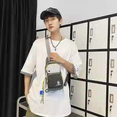 醇龙  斜挎包时尚胸包男女通用尼龙单肩包休闲外出旅游小背包运动包 多色