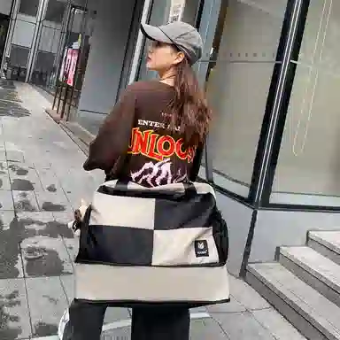 醇龙 大容量干湿分离时尚 尼龙 单肩包 男女同款情侣款 黑/红/黄/卡其/青绿/军绿/粉