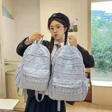 醇龙 大学生初高中百搭旅行轻便通勤包 泡泡料 双肩包 女款 多色