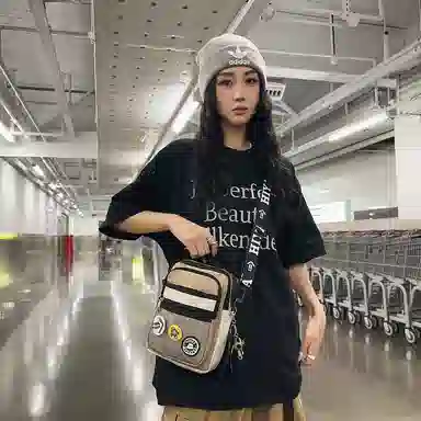 醇龙 轻便百搭小背潮牌手机包休闲斜挎包手提 尼龙 单肩包 常规 男女同款情侣款 黑/墨绿/黑白/卡其/灰