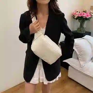 醇龙 纯色简约外出轻便时尚潮流 尼龙 斜挎单肩包 常规 男女同款情侣款 多色