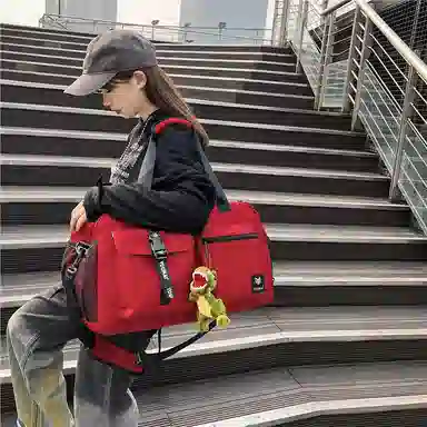 醇龙 大容量干湿分离短途多口袋 尼龙 单肩旅行包 常规 男女同款情侣款 黑/红/卡其/粉 /黄/绿